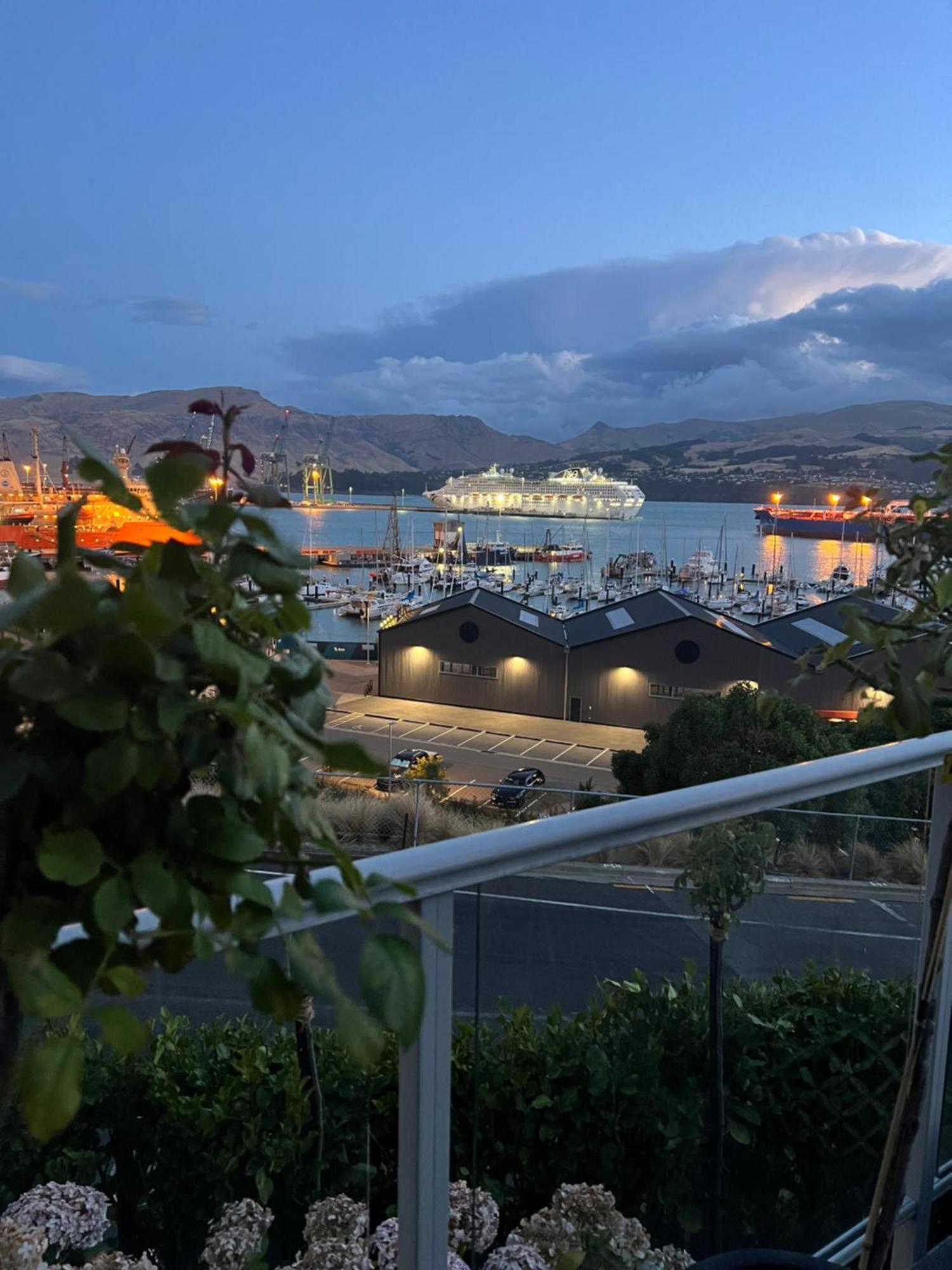 Sea Views In Luxury At Lyttelton Boatique House - 14 Km From Christchurch Exterior photo